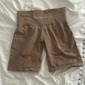 Brown shorts Nvgtn